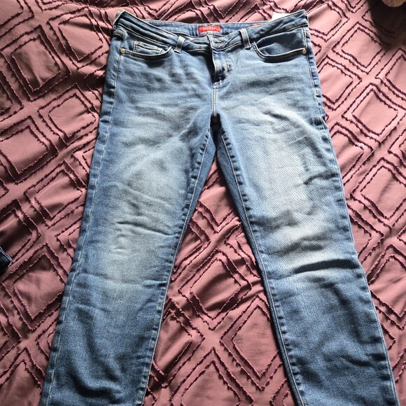 Jeans - Picture 1 of 10